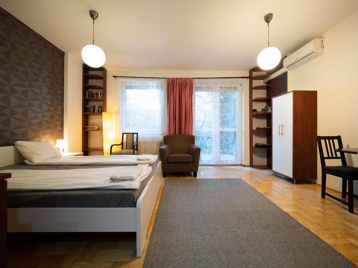 Super Cute With Terrace Next To Gozsdu Passage Appartement