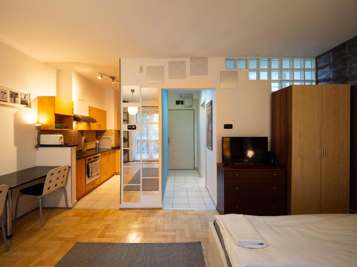 Super Cute With Terrace Next To Gozsdu Passage Appartement